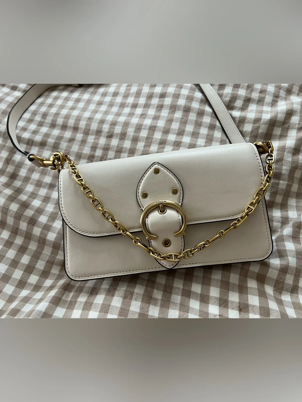 *Barely Used* Coach Beat Crossbody Bag in Chalk, Gold Chain, Dust Bag Included!